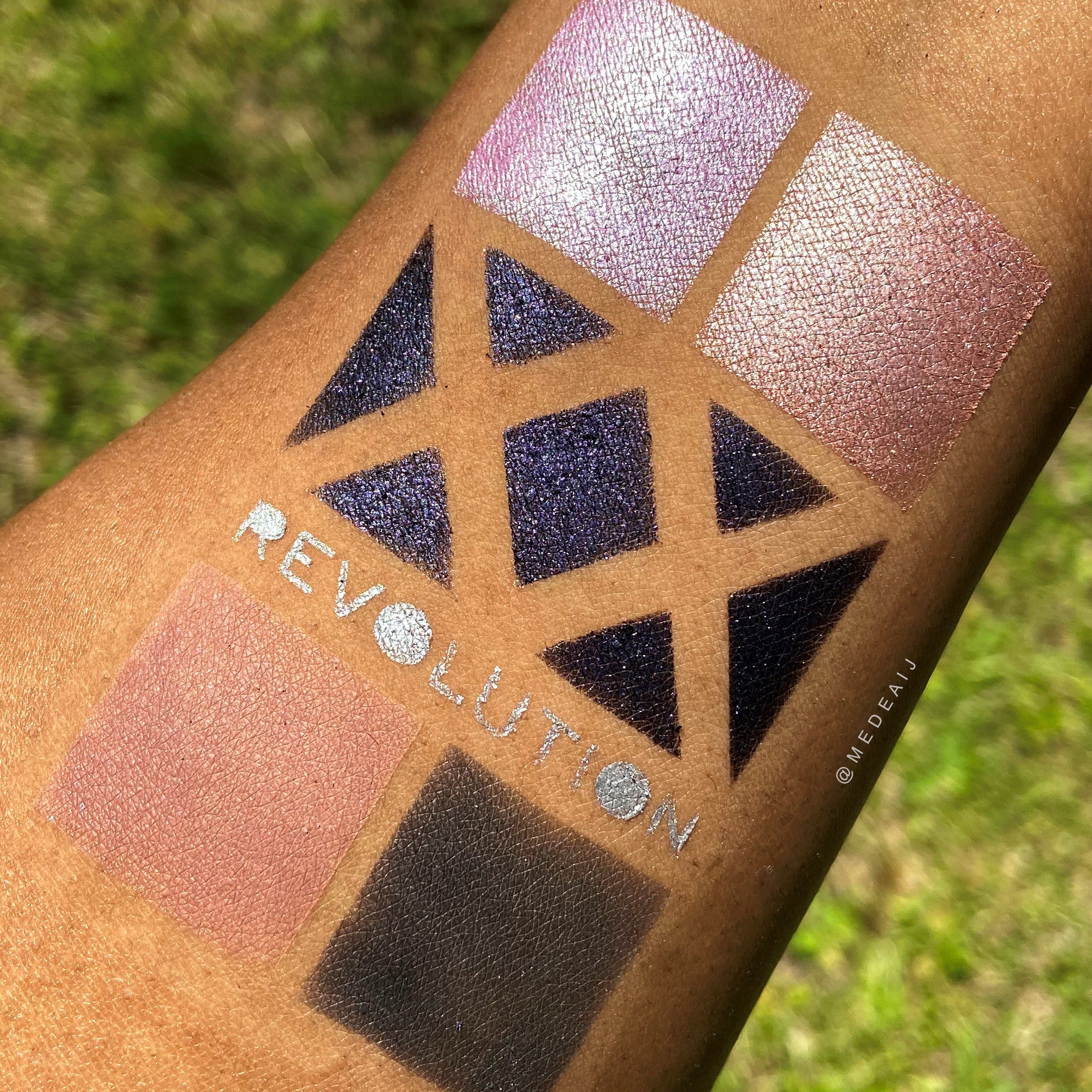 XX Revolution - 4 Pan Stencil | Inspired by Revolution Beauty - Swatch Perfect